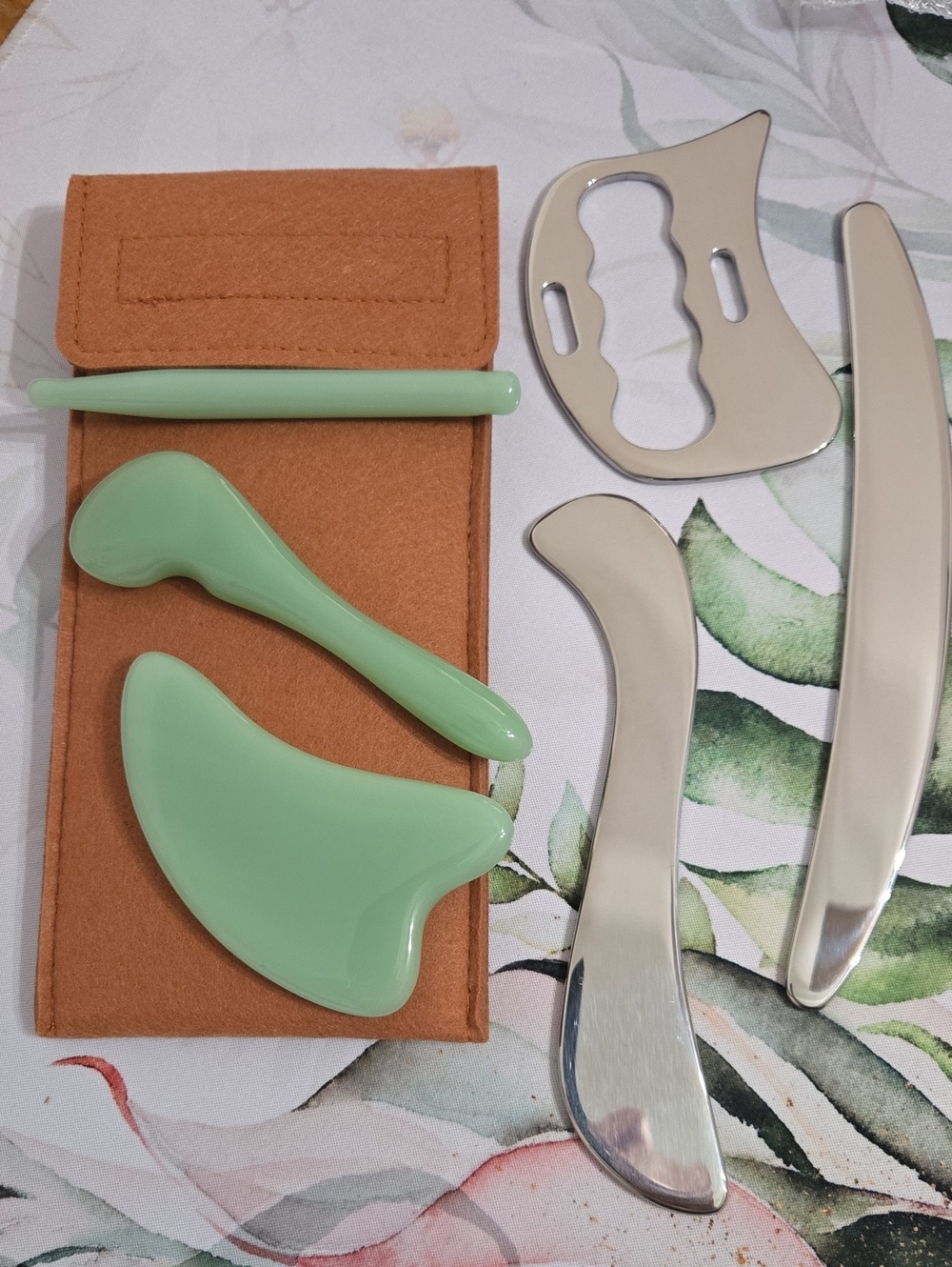 Gua Sha Massage Set - Jade and Stainless Steel Tools with Pouch